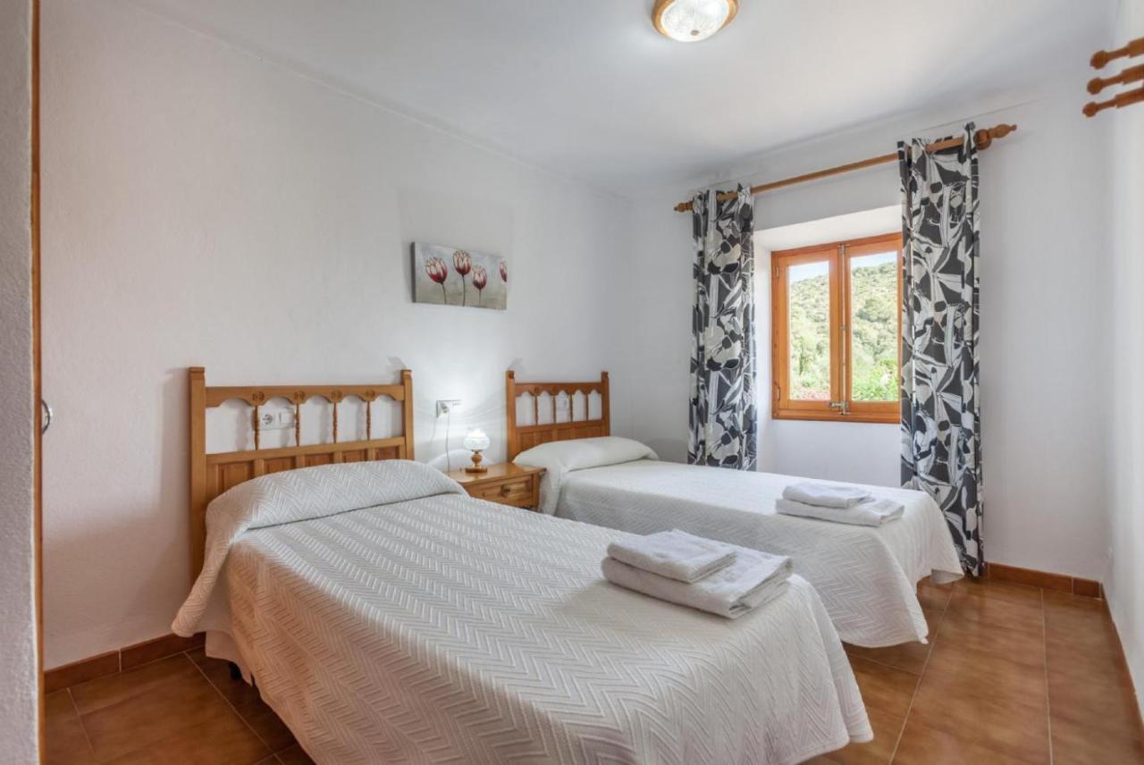Villa Tomeu Польєнса Екстер'єр фото