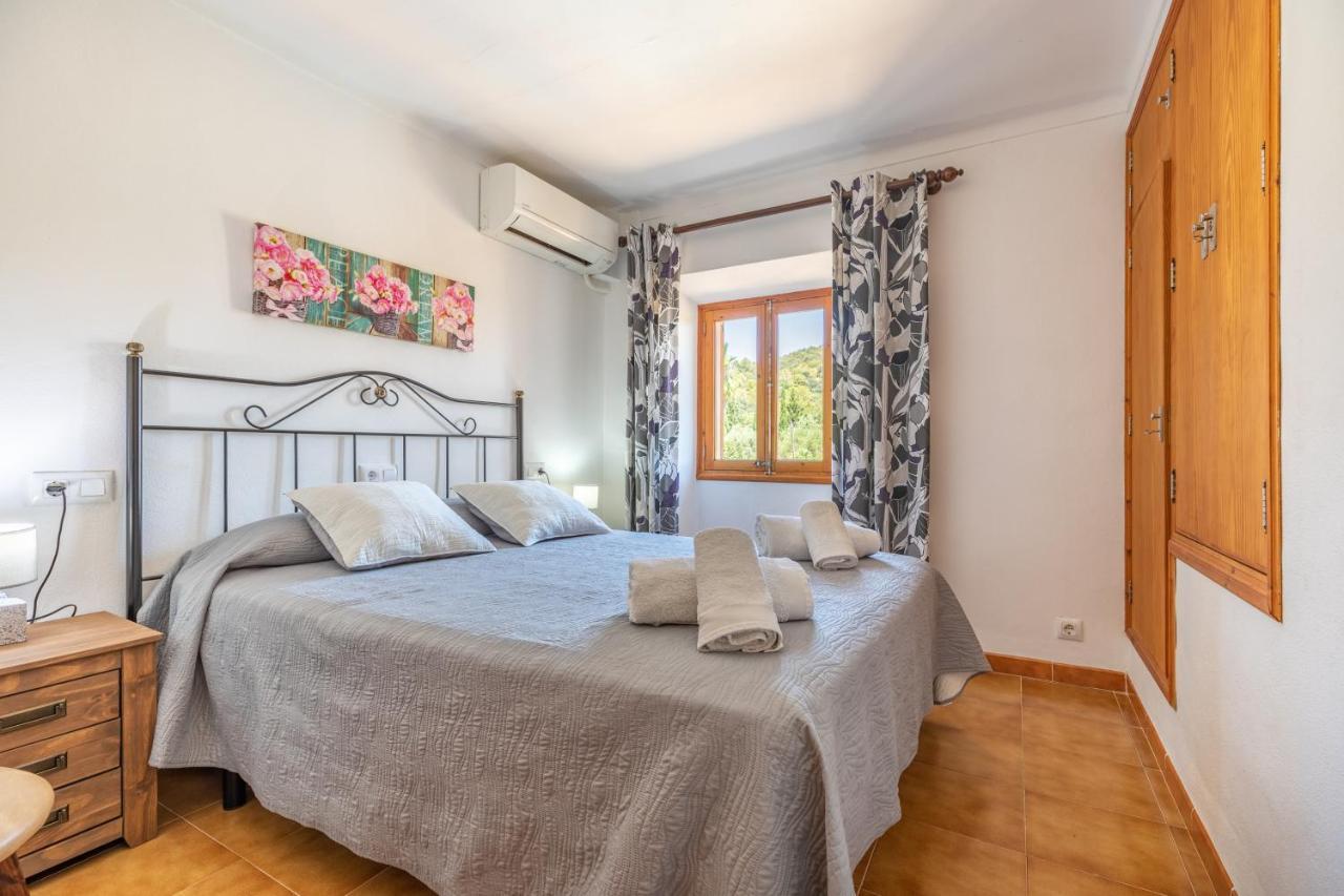 Villa Tomeu Польєнса Екстер'єр фото