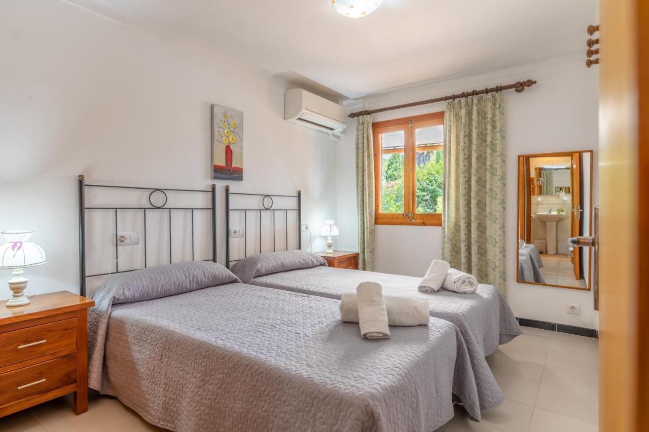 Villa Tomeu Польєнса Екстер'єр фото